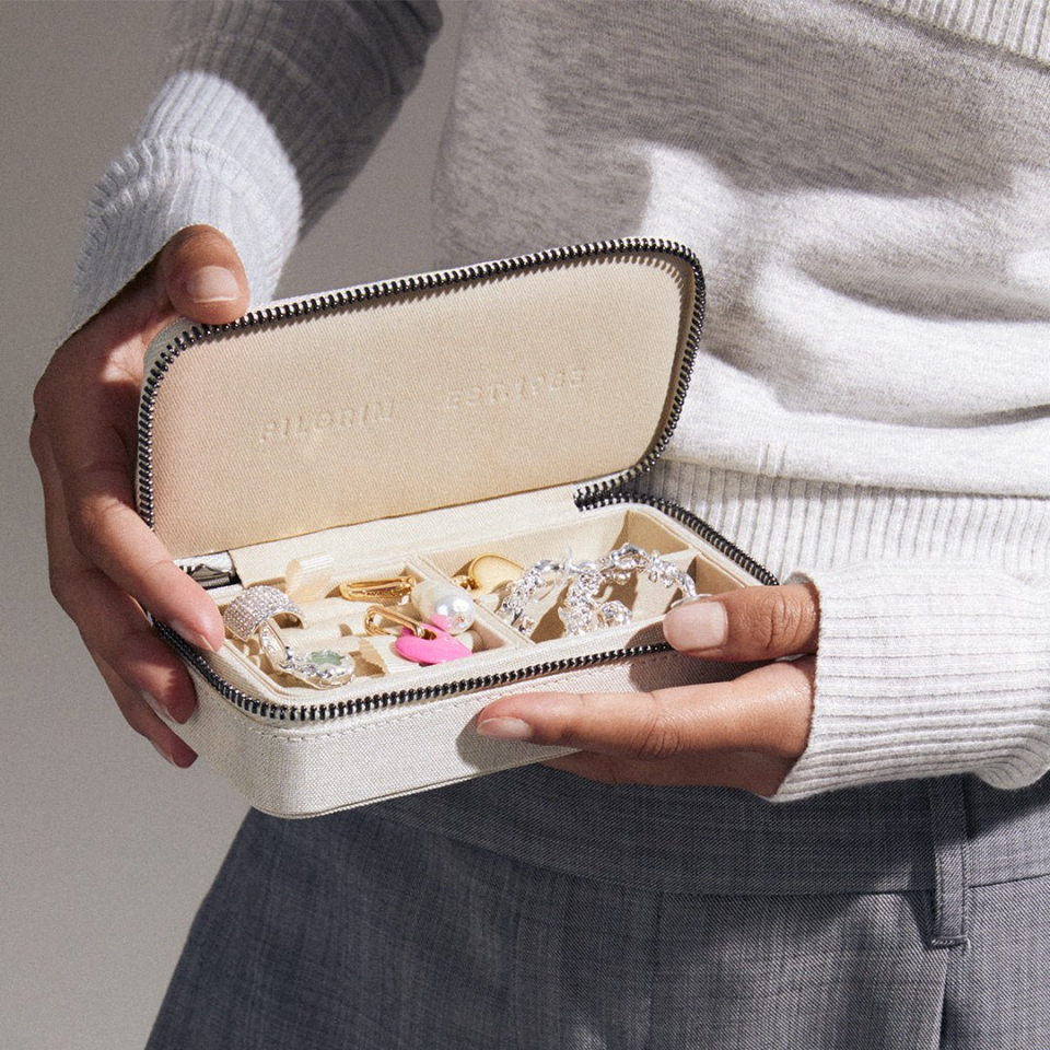 Étui à bijoux de voyage sable clair - Étui - Pilgrim